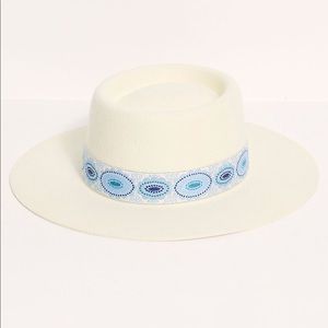 Lack of color ivory boater hat